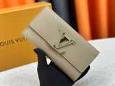 (Pre-Order) Louis Vuitton Capucines Wallet (Replica)