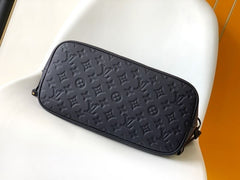 (Pre-Order) Louis Vuitton Neverfull MM – Black Monogram Empreinte (Replica)