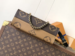 (Pre-Order) Louis Vuitton OnTheGo East West Chain (Replica)