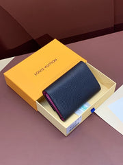 (Pre-Order) Louis Vuitton LV Twist Compact Wallet – Black with Plum Interior (Replica)