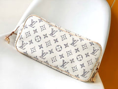 (Pre-Order) Louis Vuitton Neverfull – White Monogram Jacquard with Natural Leather Trim (Replica)