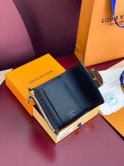 (Pre-Order) Louis Vuitton Daphne Monogram Compact Wallet (Replica)