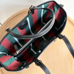 (Pre-Order) Gucci GG EMBLEM MEDIUM TOTE BAG (Replica)