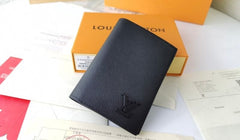 (Pre-Order) Louis Vuitton passport cover (Replica)