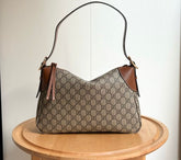 (Pre-Order) Gucci GG EMBLEM MEDIUM SHOULDER BAG (Replica)