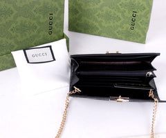 (Pre-Order) Gucci Padlock Signature Embossed Chain Wallet – Black & Red (Replica)