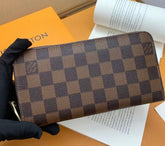 (Pre-Order) Louis Vuitton Zippy Wallet (Replica)
