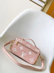 (Pre-Order) Louis Vuitton Pochette Métis East West (Replica)