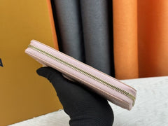(Pre-Order) Louis Vuitton Zippy Wallet (Replica)