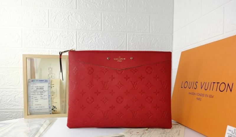 (Pre-Order) Louis Vuitton Daily Pouch in Monogram Empreinte leather (Replica)