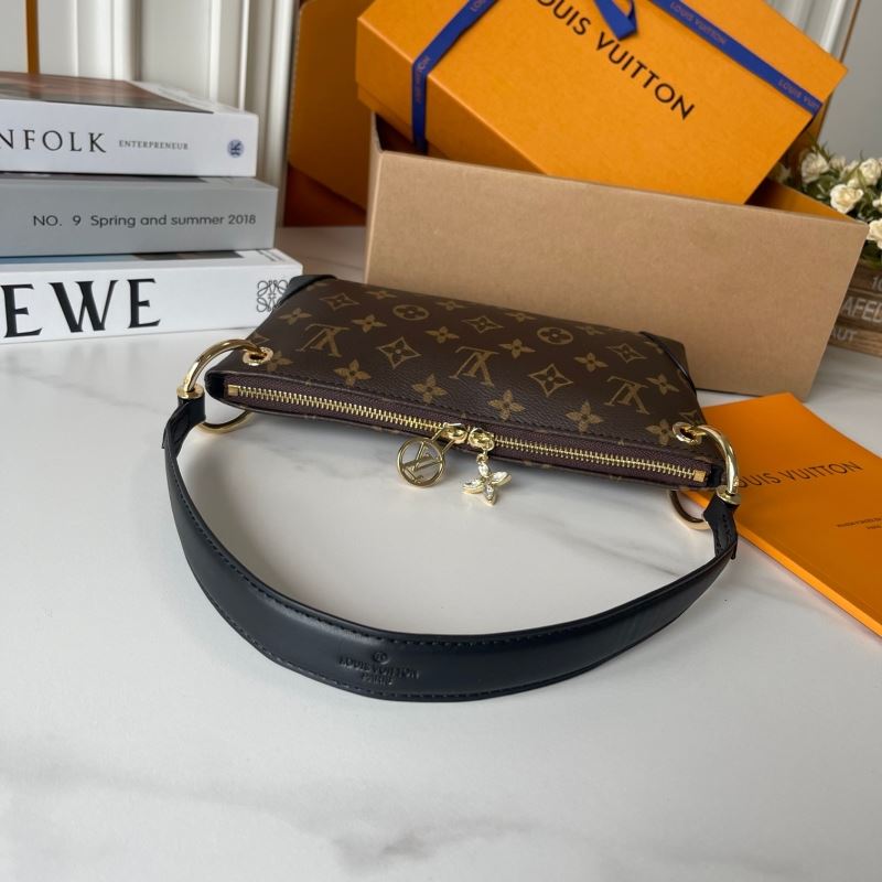 (Pre-Order) Louis Vuitton Pochette Sèvres (Replica)