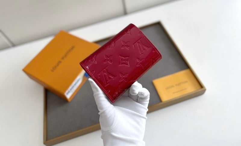 (Pre-Order) Louis Vuitton Victorine Wallet (Replica)