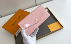 (Pre-Order) LOUIS VUITTON SARAH WALLET MONOGRAM VERNIS (Replica)