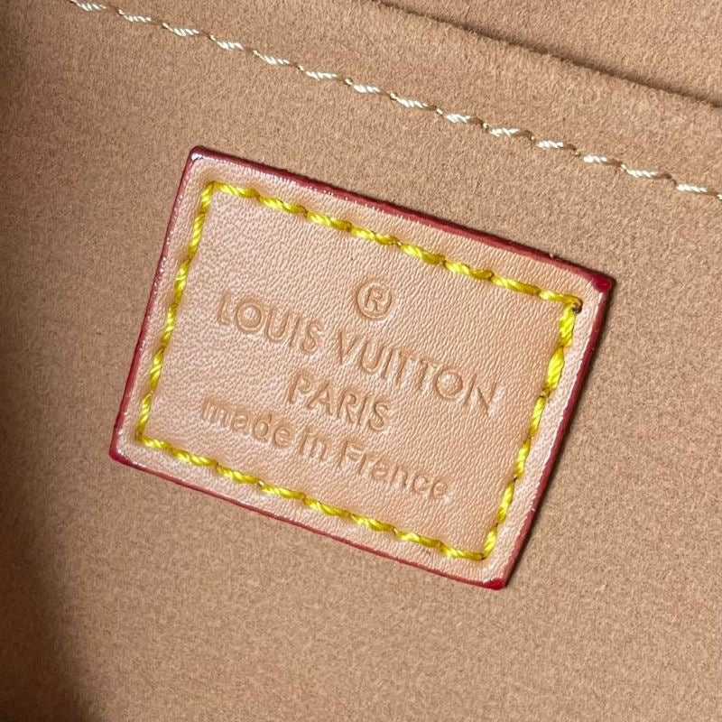 (Pre-Order) Louis Vuitton Pochette Sèvres (Replica)