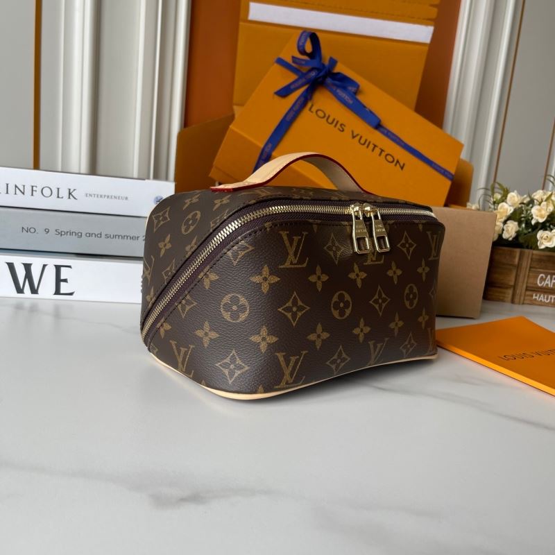 (Pre-Order) Louis Vuitton Toiletry Bag (Replica)