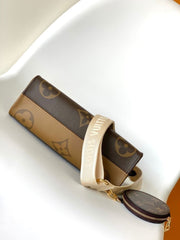 (Pre-Order) Louis Vuitton OnTheGo East West (Replica)