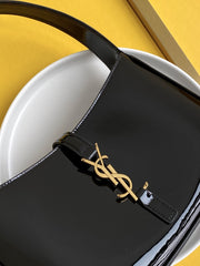 (Pre-Order) YSL Le 5 À 7 Shoulder Bag – Black Patent Leather (Replica)