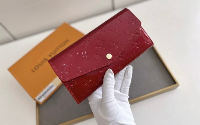 (Pre-Order) LOUIS VUITTON SARAH WALLET MONOGRAM VERNIS (Replica)