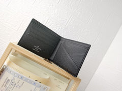 (Pre-Order) Louis Vuitton Men Wallet (Replica)