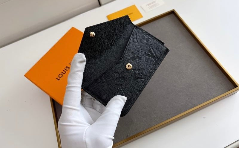 (Pre-Order) Louis Vuitton Card Case (Replica)