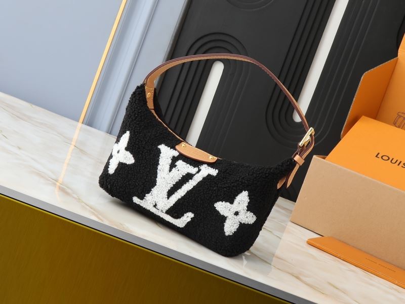 (Pre-Order) LOUIS VUITTON Hills Pochette Bag (Replica)