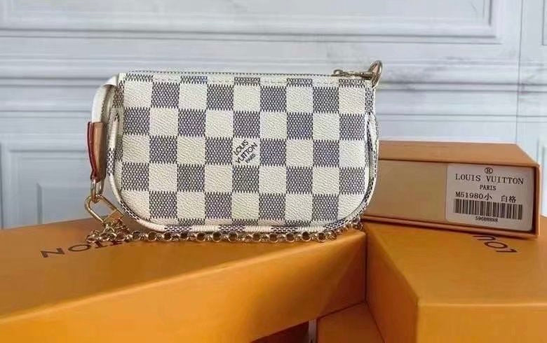 (Pre-Order) Louis Vuitton Mini Pochette Accessoires (Replica)