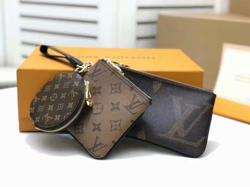 (Pre-Order) Louis Vuitton TRIO POUCH (Replica)