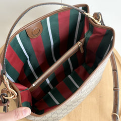 (Pre-Order) Gucci GG EMBLEM MEDIUM BUCKET BAG (Replica)