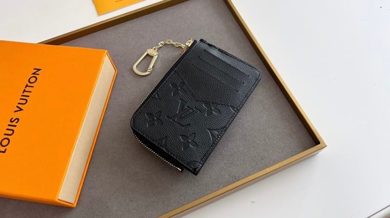 (Pre-Order) Louis Vuitton Card Case (Replica)