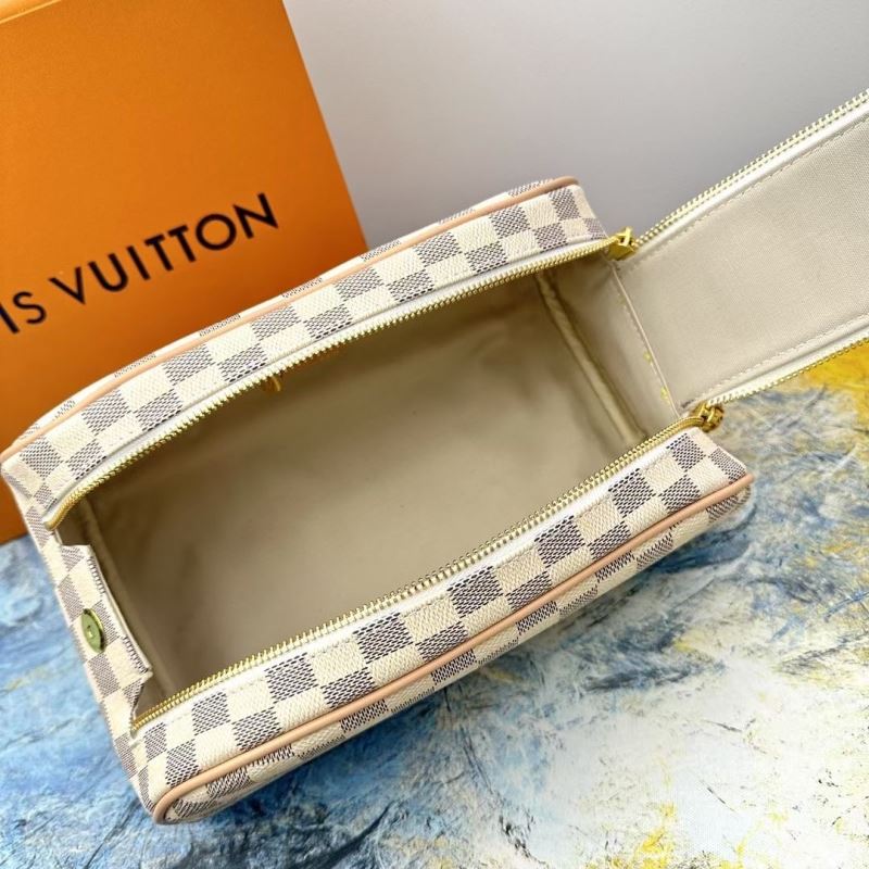 (Pre-Order) Louis Vuitton Toiletry Pouch (Replica)