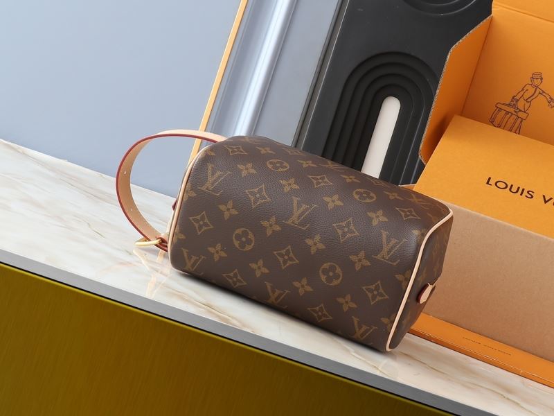 (Pre-Order) Louis Vuitton Dopp Kit Toilet Pouch (Replica)