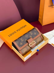 (Pre-Order) Louis Vuitton Daphne Monogram Wallet – Brown Trim (Replica)