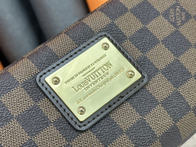 (Pre-Order) Louis Vuitton Eva Clutch (Replica)