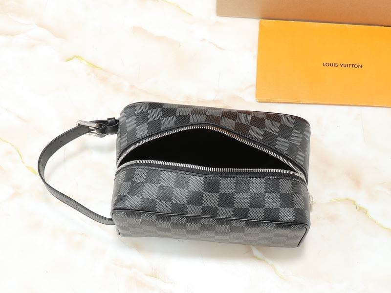 (Pre-Order) Louis Vuitton Dopp Kit Toilet Pouch (Replica)