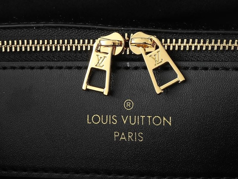 (Pre-Order) Louis Vuitton Varenne East West (Replica)