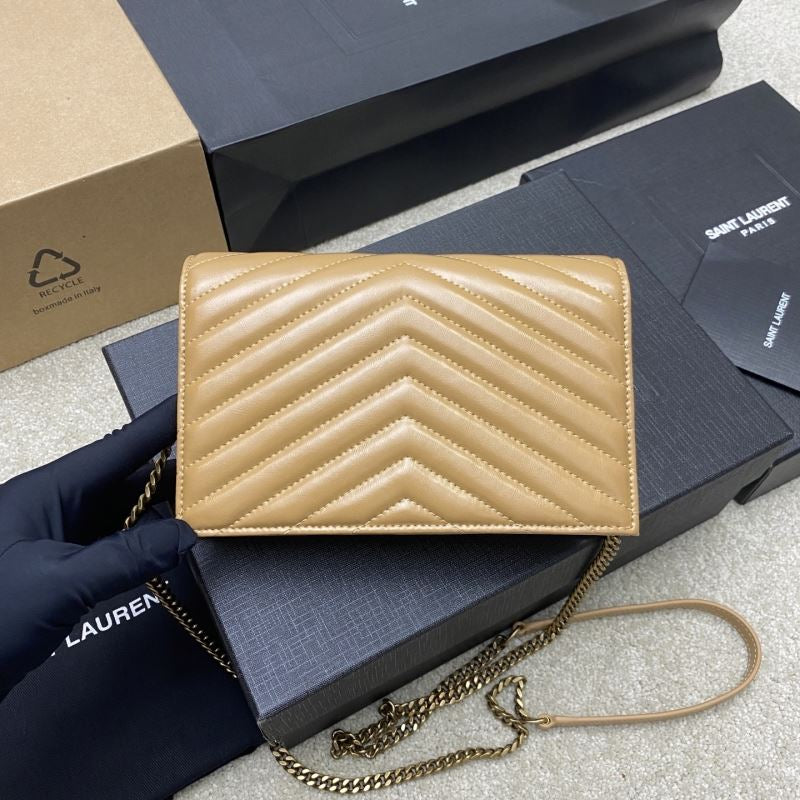 (Pre-Order) YSL Quilted Chevron Crossbody (Replica)