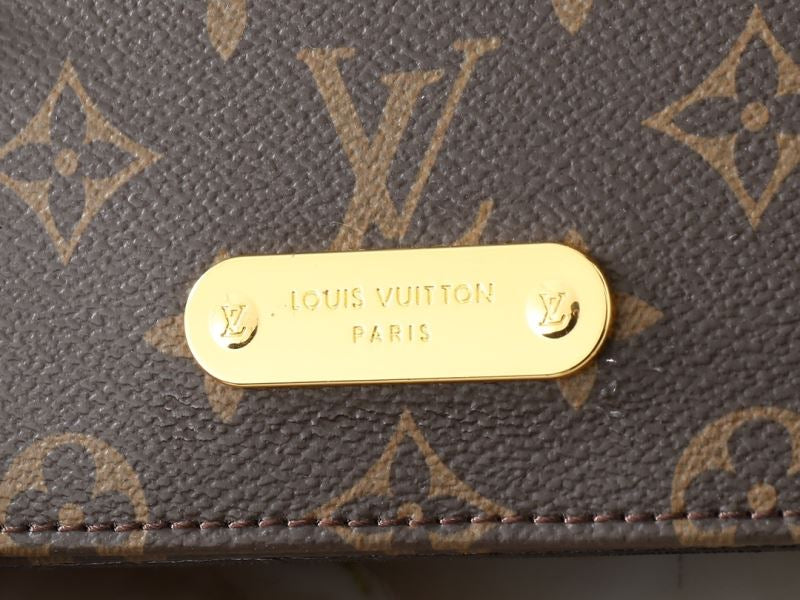 (Pre-Order) Louis Vuitton Wallet On Chain Lily (Replica)