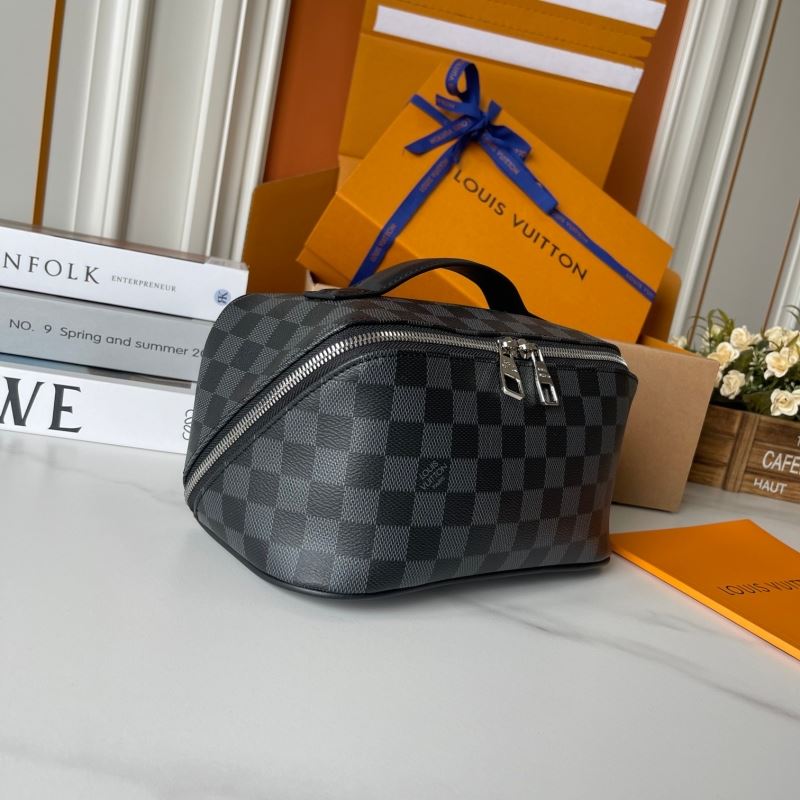 (Pre-Order) Louis Vuitton Toiletry Bag (Replica)