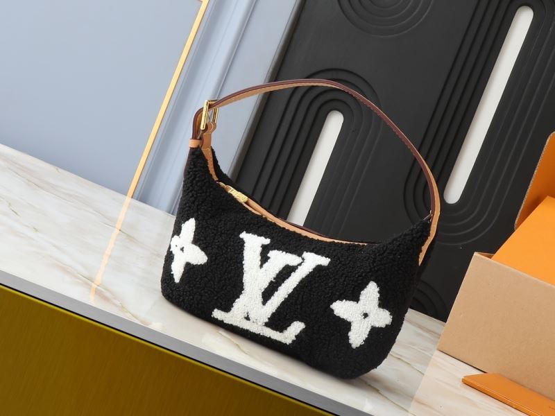 (Pre-Order) LOUIS VUITTON Hills Pochette Bag (Replica)