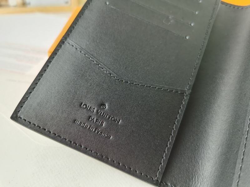 (Pre-Order) Louis Vuitton passport cover (Replica)