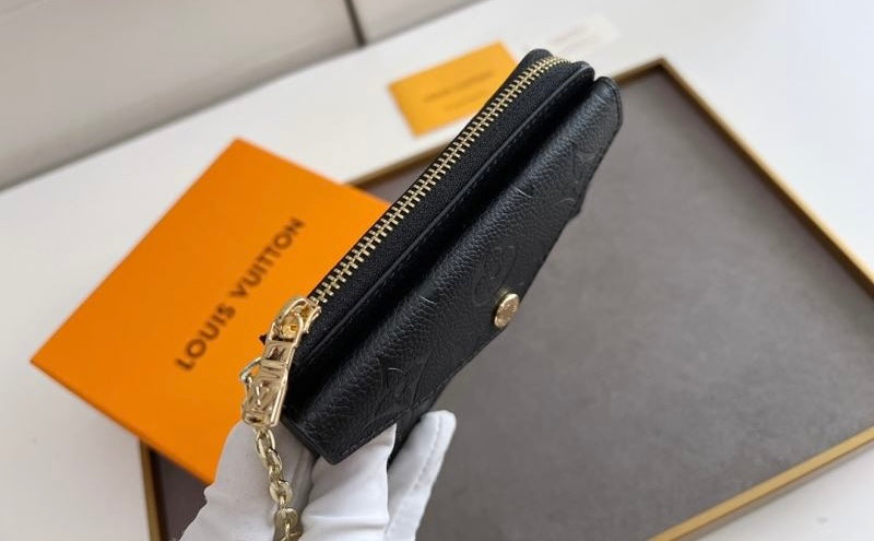 (Pre-Order) Louis Vuitton Card Case (Replica)