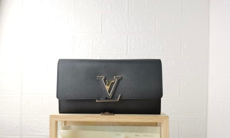 (Pre-Order) Louis Vuitton Capucines Wallet (Replica)