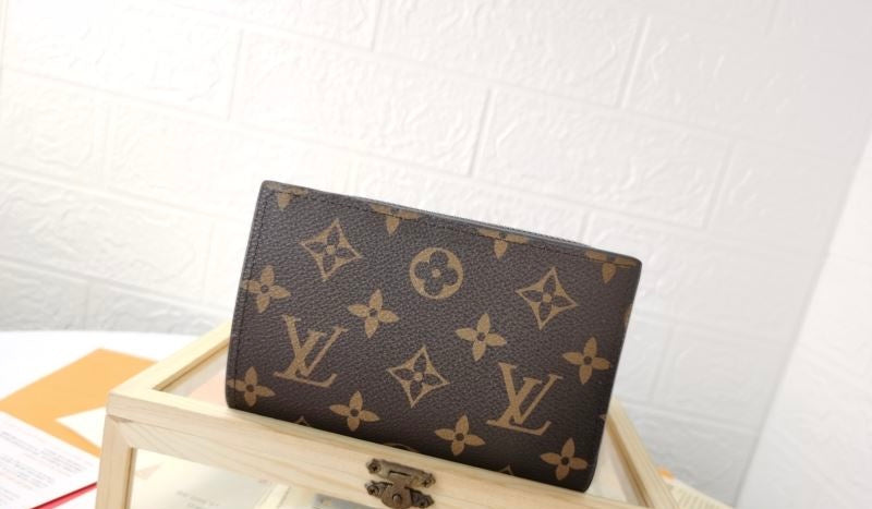 (Pre-Order) Louis Vuitton Victorine Wallet (Replica)