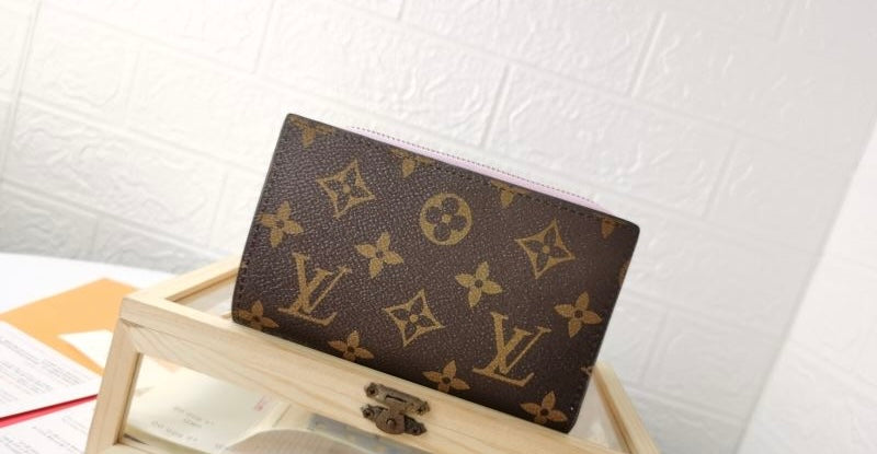 (Pre-Order) Louis Vuitton Victorine Wallet (Replica)