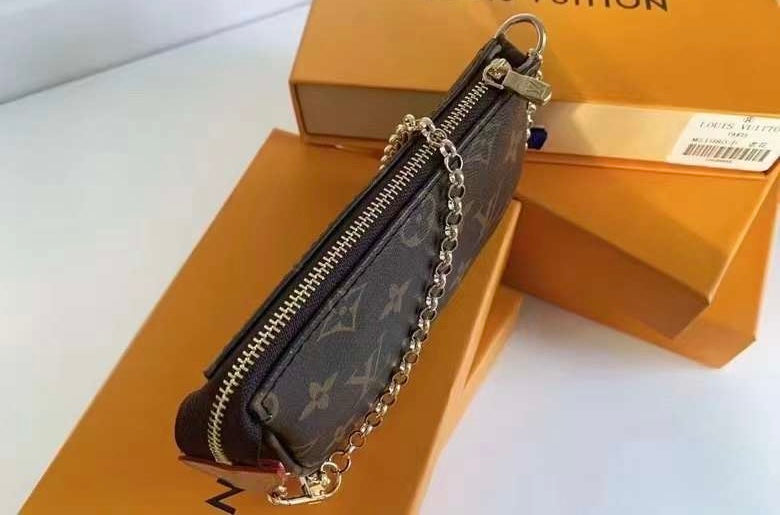 (Pre-Order) Louis Vuitton Mini Pochette Accessoires (Replica)