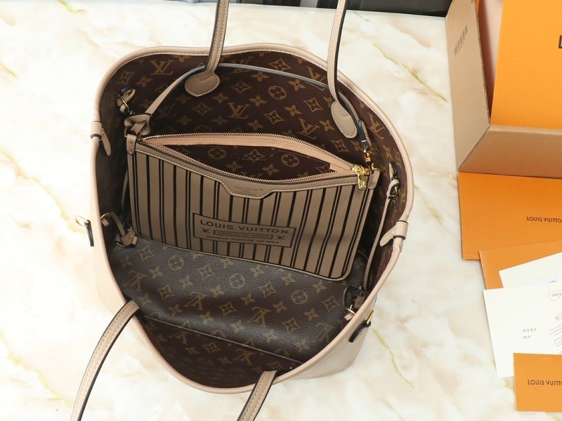 (Pre-Order)Louis Vuitton Neverfull Inside Out MM (Replica)