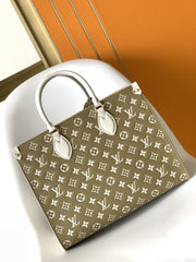 (Pre-Order) Louis Vuitton OnTheGo MM – Khaki Beige Monogram (Replica)