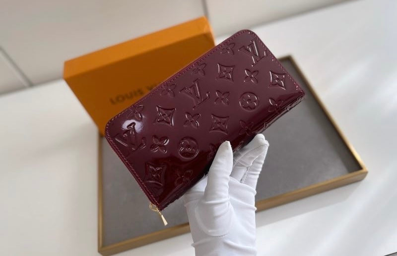 (Pre-Order) Louis Vuitton Zippy Wallet (Replica)