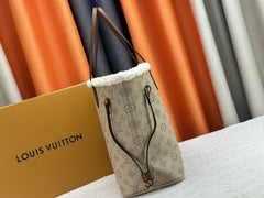 (Pre-Order) Louis Vuitton Neverfull MM (Replica)