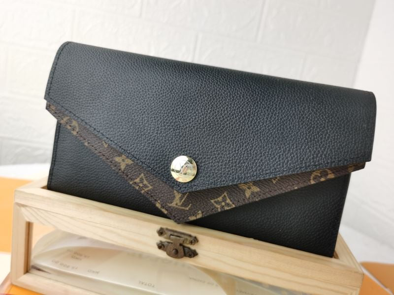 (Pre-Order) Louis Vuitton Double V Wallet (Replica)